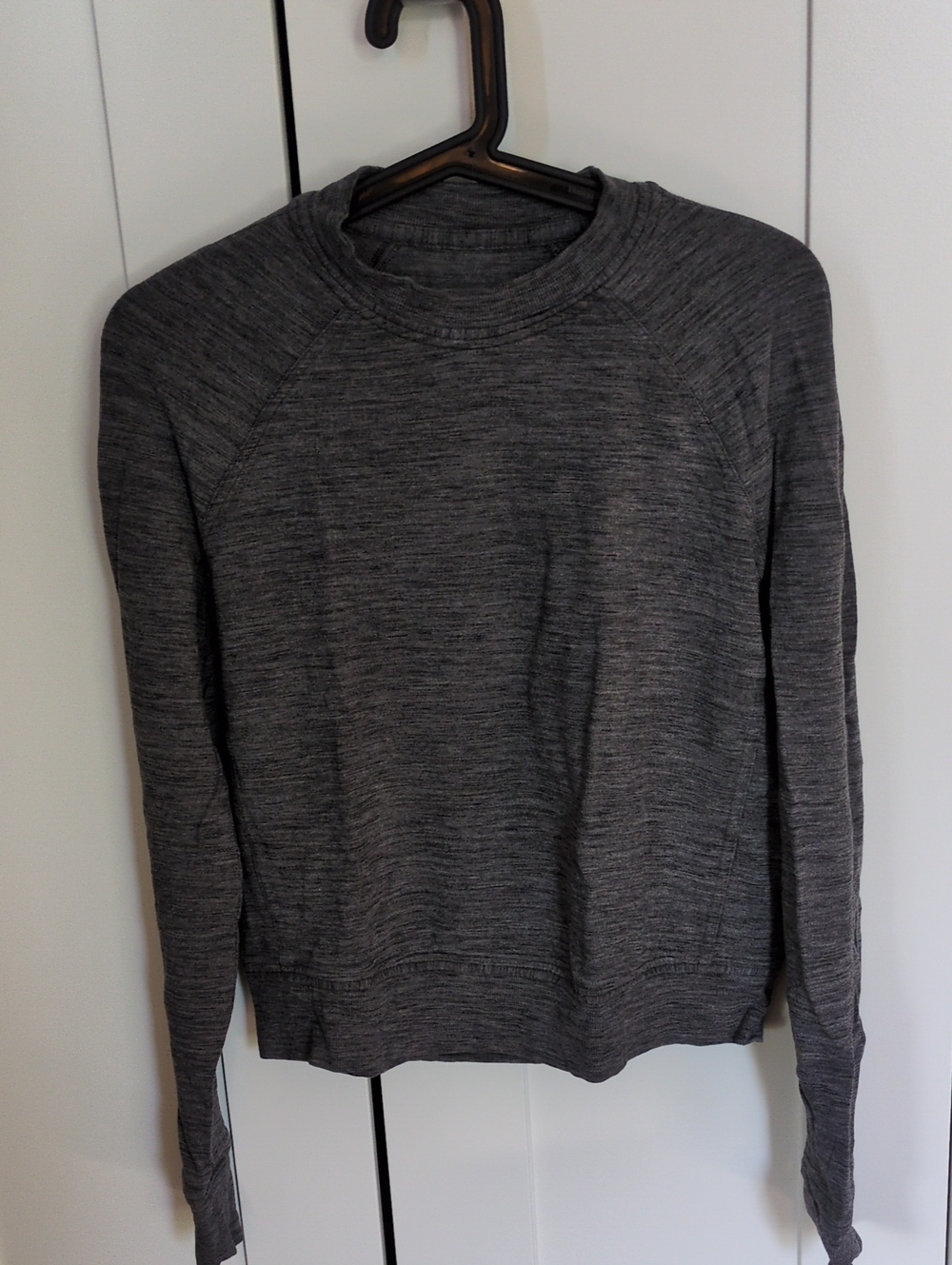 Lululemon Heather Gray Crewneck Long Sleeve